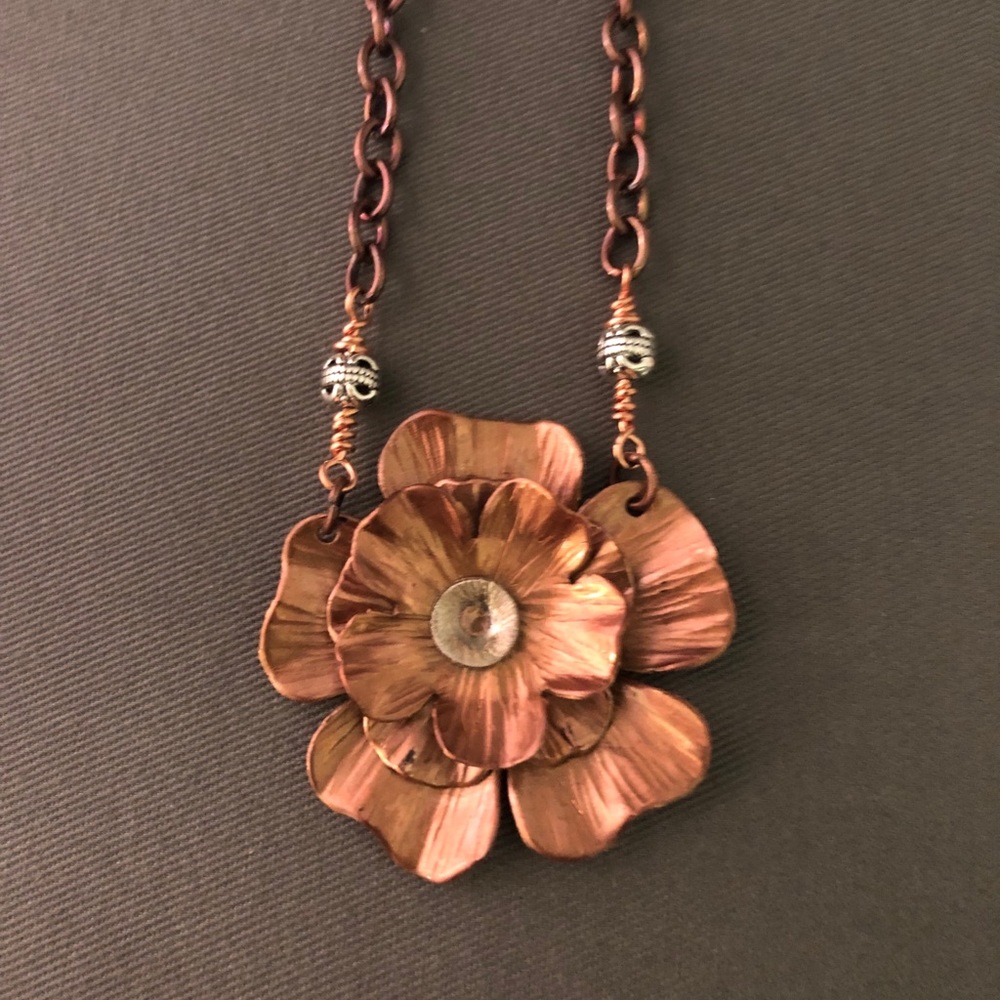 NWOT Copper Flower Pendant